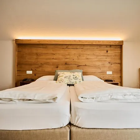 La Metairie Hotell 3*