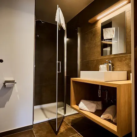 Hotell La Metairie Trois-Ponts