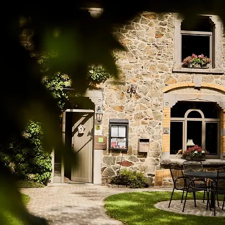 La Metairie Hotell Trois-Ponts